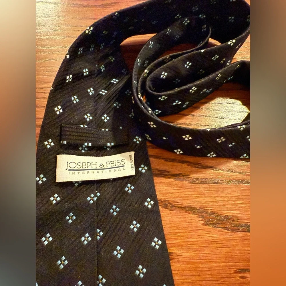 Joseph & Feiss Navy and Light Blue Patterned Tie